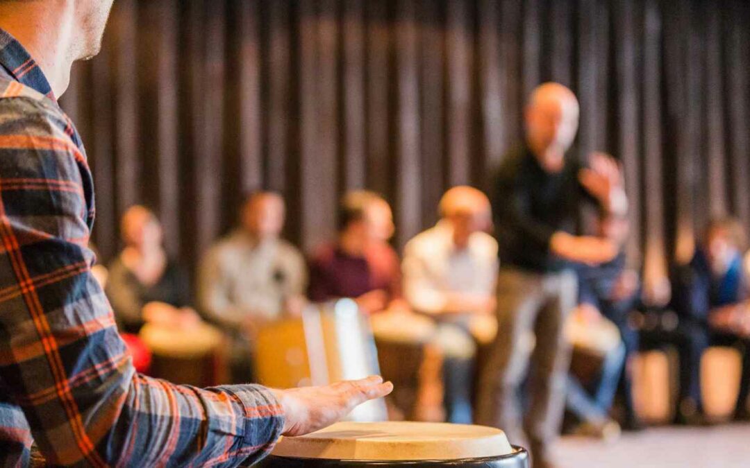 Team Building Percussion à Val d’Isère pour un groupe de 50 personnes de la société Cogedim